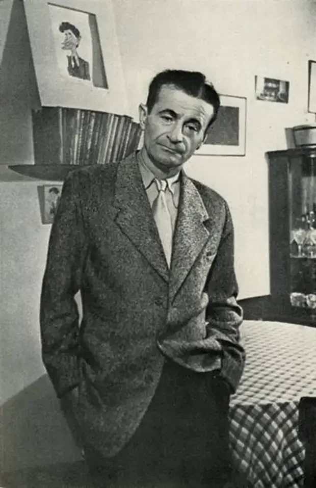 Михаил Аркадьевич Светлов