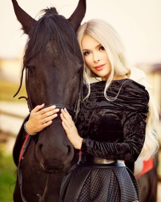 Алена Кравец